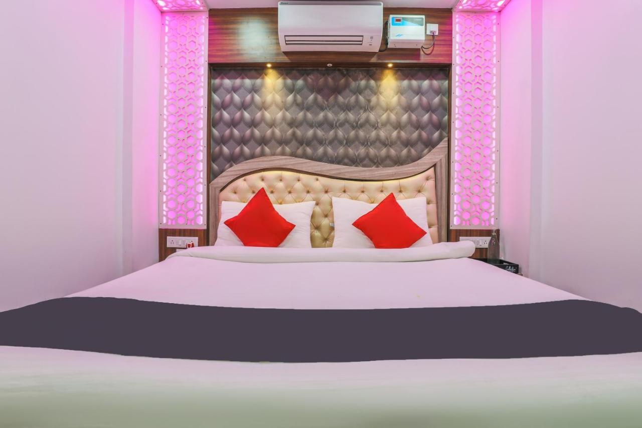 Oyo 14472 Brahmaputra Guest House Guwahati Exterior foto